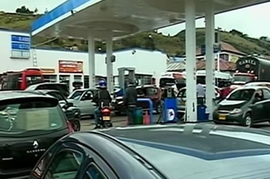 Los campesinos le piden al Gobierno rebajar dos mil pesos por galón de ACPM.