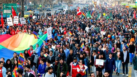 Marcha del Orgullo Gay en Santiago de Chile. Foto: EFE.