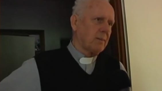 La Iglesia Católica suspendió de sus funciones a Flaim.