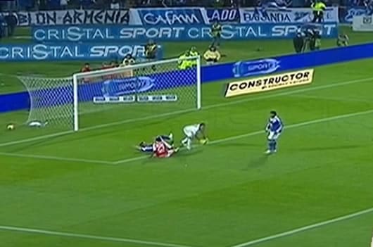 El clásico de Bogotá entre Millonarios y Santa Fe terminó con un frío empate sin goles.