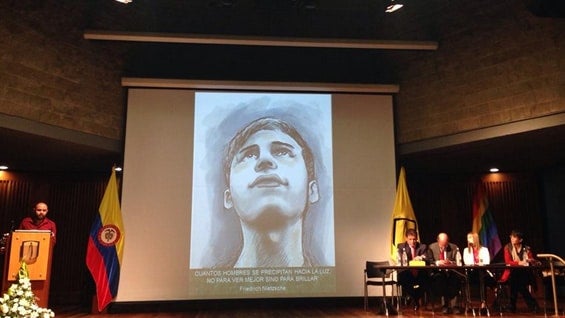 Sergio Urrego recibió título honoris causa como bachiller