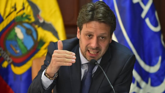 Guillaume Long, canciller ecuatoriano. Foto: AFP.