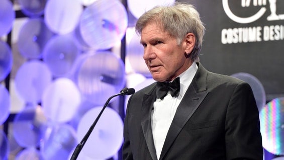 El actor Harrison Ford durante la ceremonia de los Costume Designers Guild Awards. Foto: AFP.