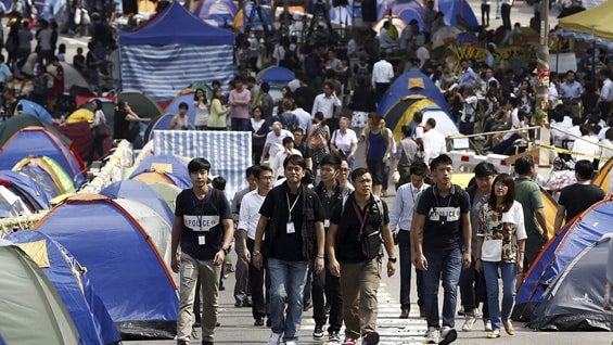 Activistas prodemocracia siguen en las zonas de protestas. Foto: EFE.