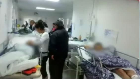 El hospital se encuentra en hacinamiento.