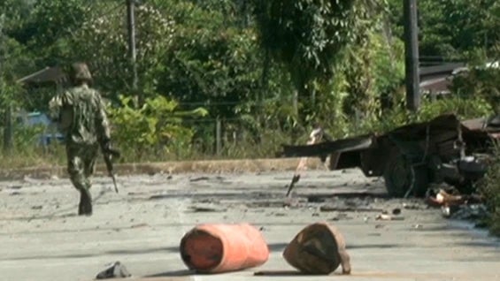 La guerrilla utilizó un camión de estacas como plataforma para lanzar los cerca de 20 cilindros contra la unidad militar. Foto: Noticias RCN.