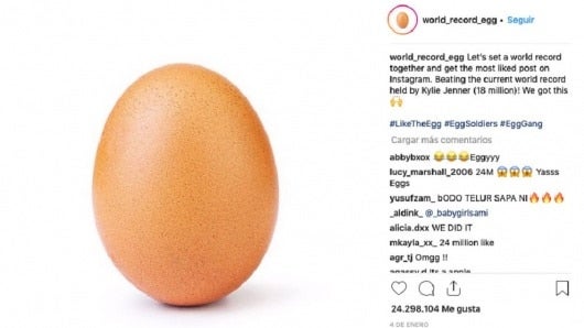 FOTO: Huevo bate record de "likes" en Instagram.