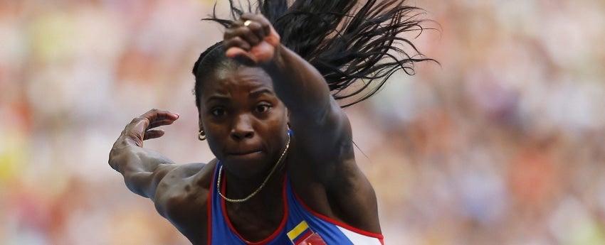 Con un salto de 14.85 metros, la colombiana se quedó con la medalla dorada.