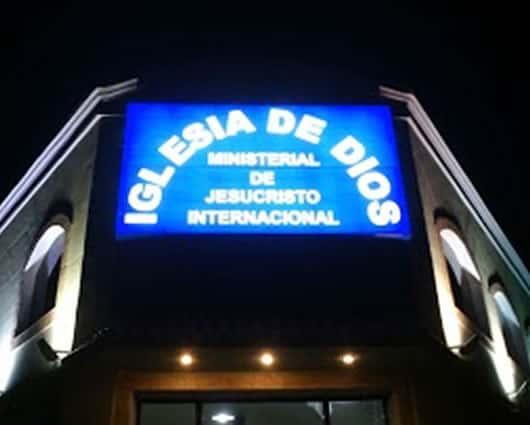 Según declaraciones de un exmiembro, la Iglesia de Dios Ministerial recibe millonarios recursos. Foto: Oficial.