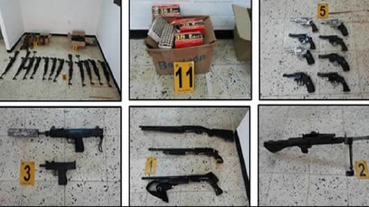 Con las armas se pretendía fortalecer redes de apoyo de las Farc que actúan en Buenaventura. Foto: @GeneralPalomino