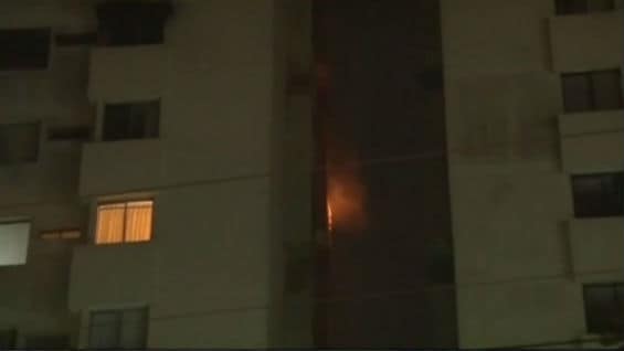 El piso 10 del edificio Torres de Salem se incendió.