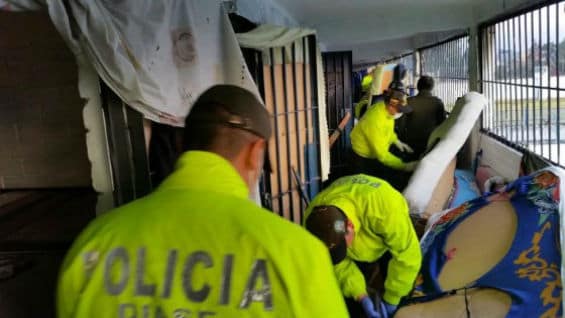 Operativo de inspección de la Policía Nacional en la Cárcel Modelo. Foto Prensa Policía Nacional.