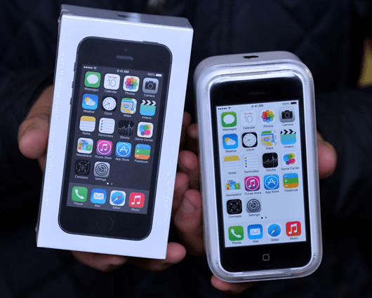 Un artículo afirma que el Iphone es uno de los productos de Apple que permite el espionaje. Foto: AFP