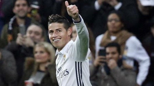 James Rodríguez celebrando el primer gol. Foto: EFE