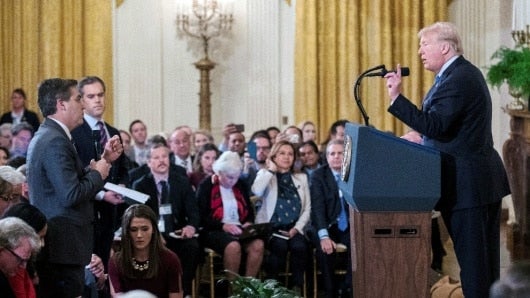 Al tratarse de un caso sin precedentes, el altercado entre Acosta y el mandatario causó un gran revuelo respecto a la liberta de prensa. Foto: EFE.