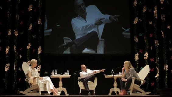 Jody Williams, Humberto de la Calle y la nueva directora de Noticias RCN, Claudia Gurisatti. Foto: EFE.