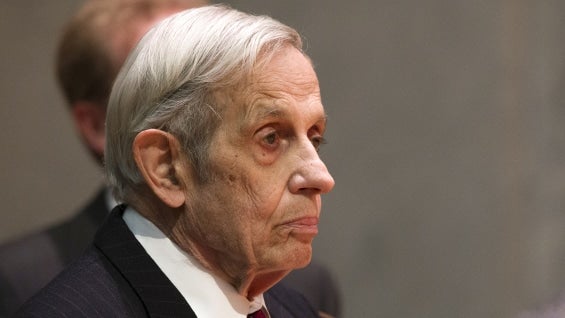 John Nash recibió el Nobel de Economía por su "Teoría de los Juegos". Foto: AFP