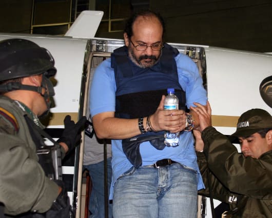 El Fiscal dijo que el exjefe paramilitar no ha contribuido a reparación de sus víctimas. Foto: AFP