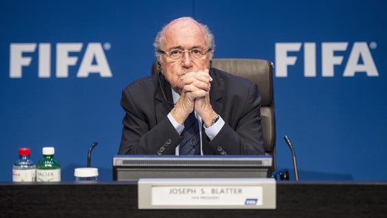 Blatter reiteró que está dispuesto a asumir una parte de responsabilidad por esta crisis. Foto: EFE