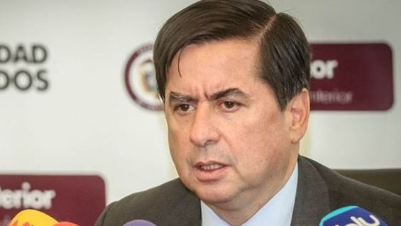 Juan Fernando Cristo, ministro del Interior.