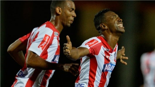 Robinson Aponzá le dio la victoria al Junior de Barranquilla en su debut en la fase previa de la Copa Libertadores 2017. Foto: AFP