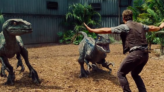 La cinta es dirigida por Colin Trevorrow y se estrenará en las salas de cine en EE.UU. a comienzos de junio del 2015.