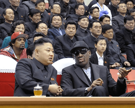 Dennis Rodman entabló amistad con Kim Jong-un en sus viajes a Pyongyang. Foto: AFP