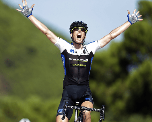 Leopold Konig del equipo Netapp celebra al cruzar la meta de la octava etapa. Foto: AFP