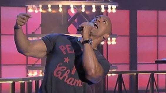 'La Roca' trabaja haciendo visitas esporádicas para la WWE.