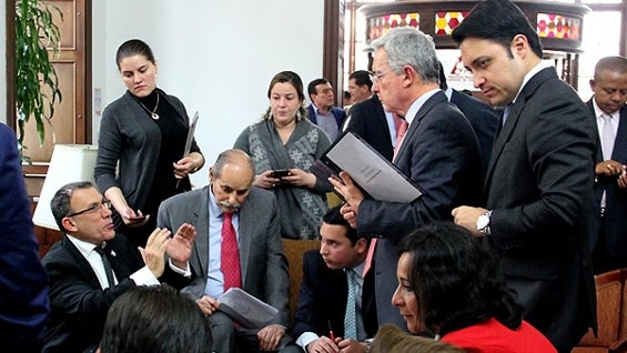En el acuerdo para facilitar la aprobación de la ley participaron senadores del Partido Libera, Centro Democrático, Partido Conservador y Cambio Radical. Foto: Senado.