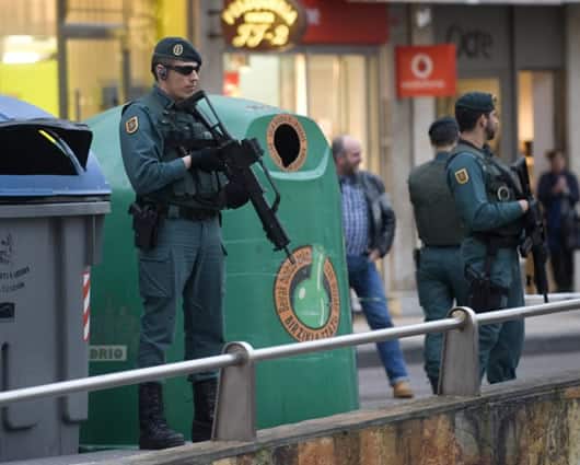 Agentes de la Guardia Civil española colaboraron con la liberación. Foto: AFP