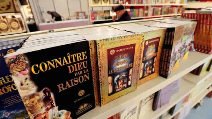 Los candidatos hablaron de literatura.