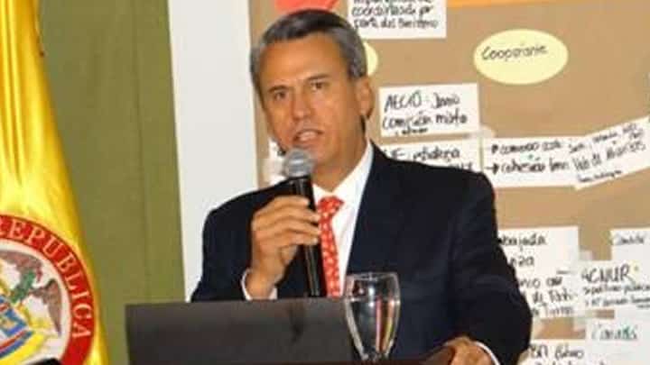 El ministro de Agricultura, Rubén Darío Lizarralde, presentó la denuncia. Foto: @MinAgricultura