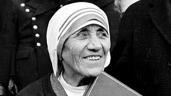 La Madre Teresa en Oslo tras recibir el Premio Nobel de la Paz. Foto: EFE.