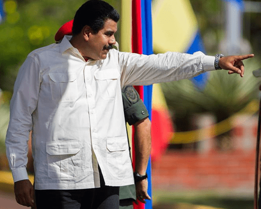 "No son 100 días, son 100 años que va a estar la revolución": Maduro. Foto: EFE