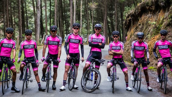 Foto Manzana Postobón Team