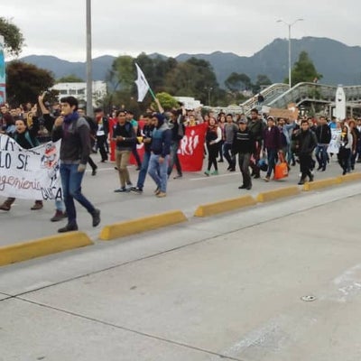 Avanza nueva marcha de estudiantes en Bogotá | Noticias RCN
