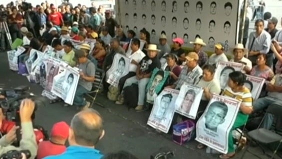 Los expertos de la CIDH concluyeron que "no existe ninguna evidencia" de que los jóvenes hayan sido incinerados.