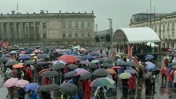 Los trabajadores no están dispuestos a permitir que se congelen sus salarios.