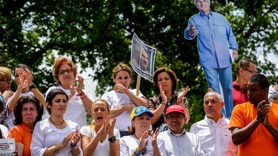 Esposas de los políticos presos en Venezuela. Foto: AFP.