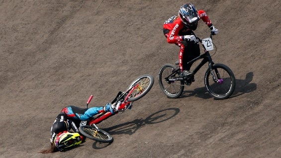 Mariana Pajón en el momento de la caída. Foto: AFP.