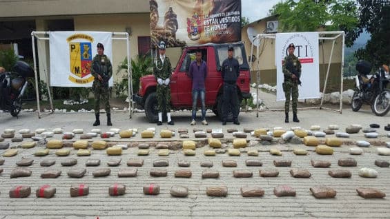 Del cargamento se podían extraer aproximadamente 25.000 dosis. Foto Ejército Nacional