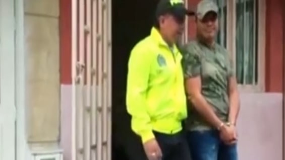 Un policía activo de nombre Mauricio sigue siendo buscado por la Fiscalía. Foto: NoticiasRCN.com