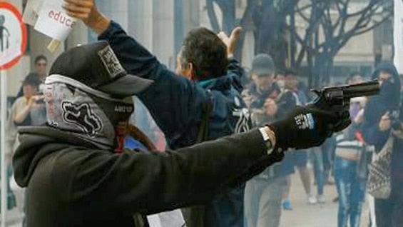 El hombre podría enfrentar cargos por tentativa de homicidio.