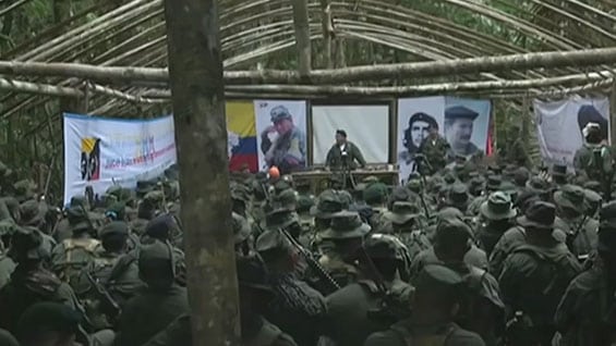 De acuerdo con el Gobierno, las Farc están autorizadas para hacer pedagogía dentro de los campamentos, pero con varias condiciones, entre ellas que no sea con presencia de medios de comunicación. Foto Noticias RCN
