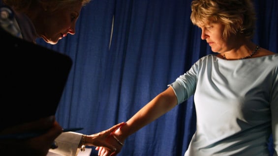 El cáncer de piel más frecuente es el carcinoma, que suele ser menos grave y que, en la mayoría de los casos, se produce en las zonas descubiertas del cuerpo . Foto: AFP