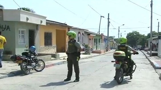 Familiares aseguran que los policías persiguieron al joven tras confundirlo con atracadores. Foto: Noticias RCN.
