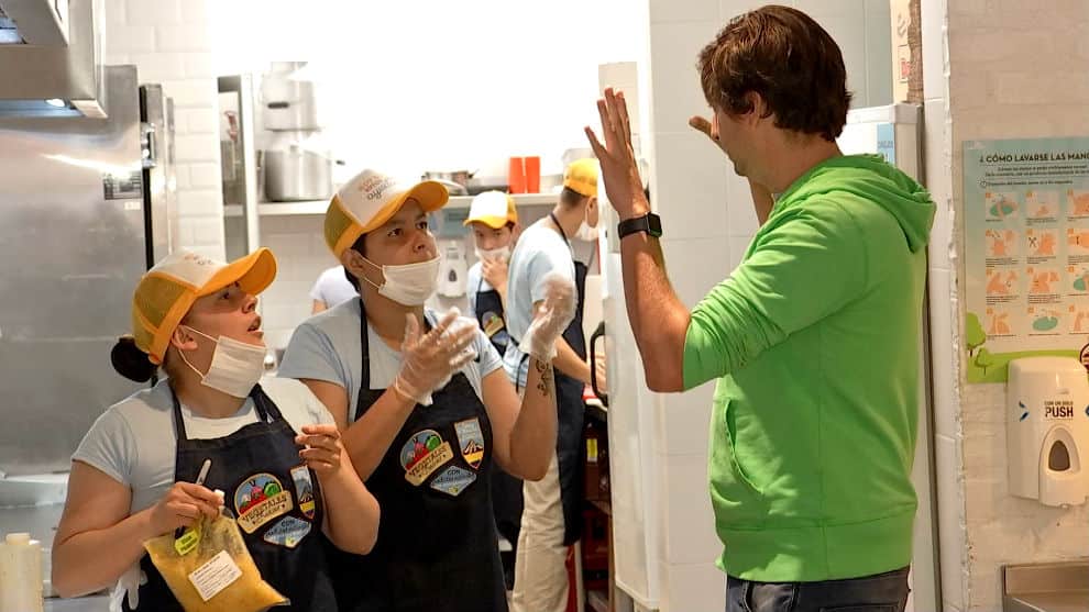 Esta iniciativa hace parte de un proyecto de inclusión social en Bogotá. Foto: NoticiasRCN.com