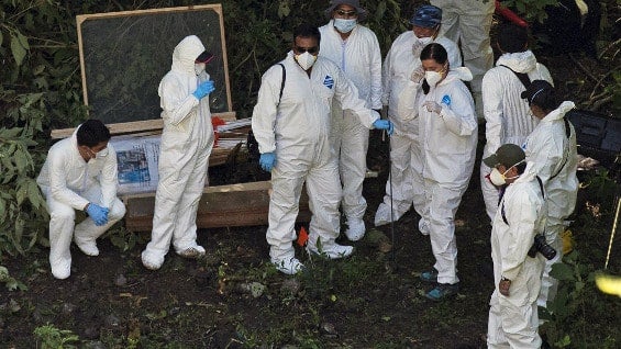 Según la investigación, los estudiantes fueron asesinados por integrantes del cartel de Guerreros Unidos. Foto AFP