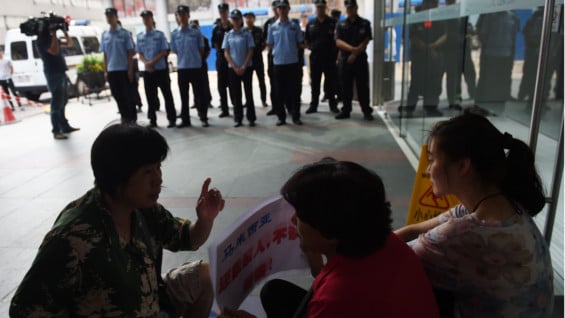 La investigación para encontrar el vuelo MH370 no ha logrado hasta ahora esclarecer el misterio de su desaparición. Foto: AFP